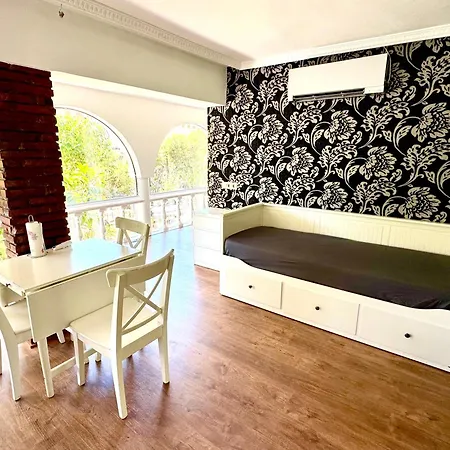Apartamento Luminous In A With Pool Fuengirola