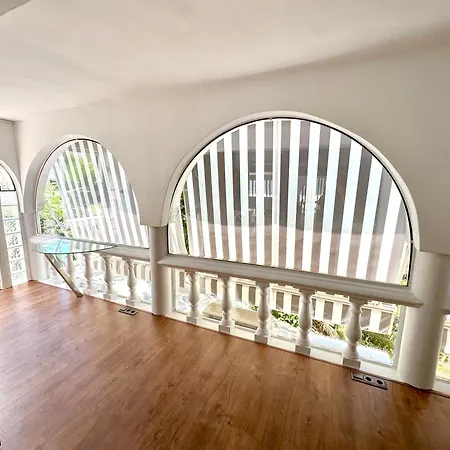 Apartamento Luminous In A With Pool Fuengirola
