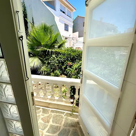 Apartamento Luminous In A With Pool